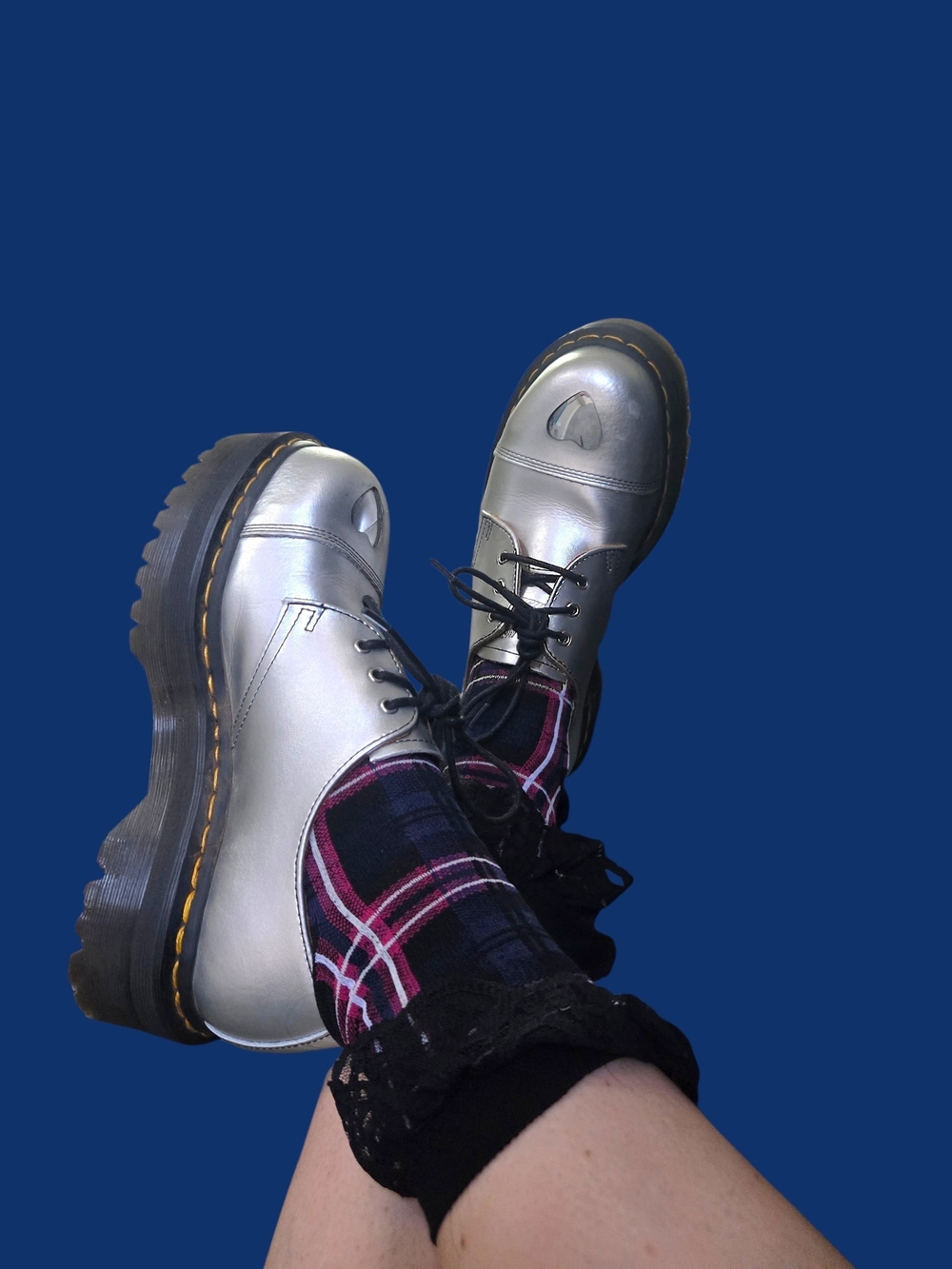 Dr. Martens Metallic Silver Lace-Up Platforms Made Me Nyc 39 8 Steel Toe Heart